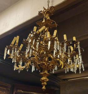 lamp188 - Vergoldeter Bronze-Kronleuchter, 18./19. Jh., Maße cm B 100 x H 110